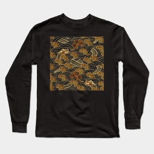 beautiful dragon pattern with ocean waves Long Sleeve T-Shirt